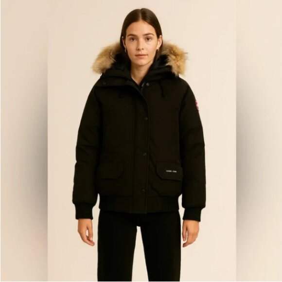 CANADA GOOSE CHILLIWACK BOMBER COAT WITH FUR TRIMMED HOOD - Picture 1 of 8